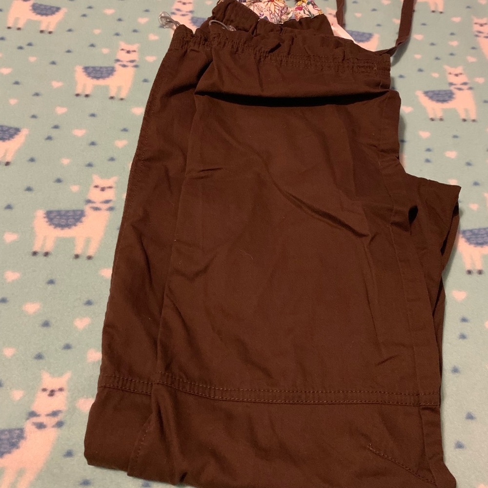 Scrub sets - Picture 5 of 8